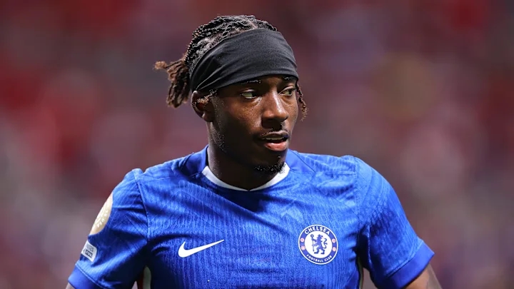 Bom tấn Noni Madueke: Từ sự hoài nghi đến niềm tin của người hâm mộ Arsenal
