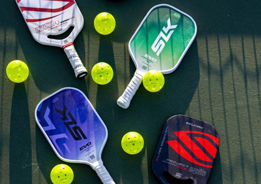 Vợt Pickleball dày, mỏng, trung bình